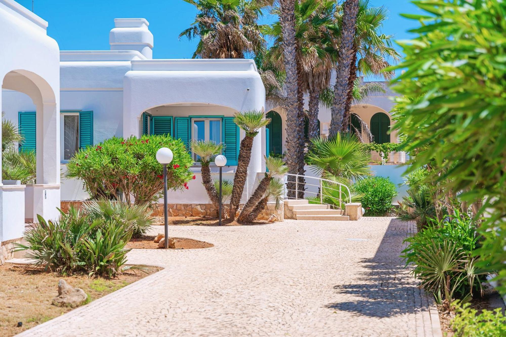 Residence Oasi Sul Mare Торре-Суда Екстер'єр фото