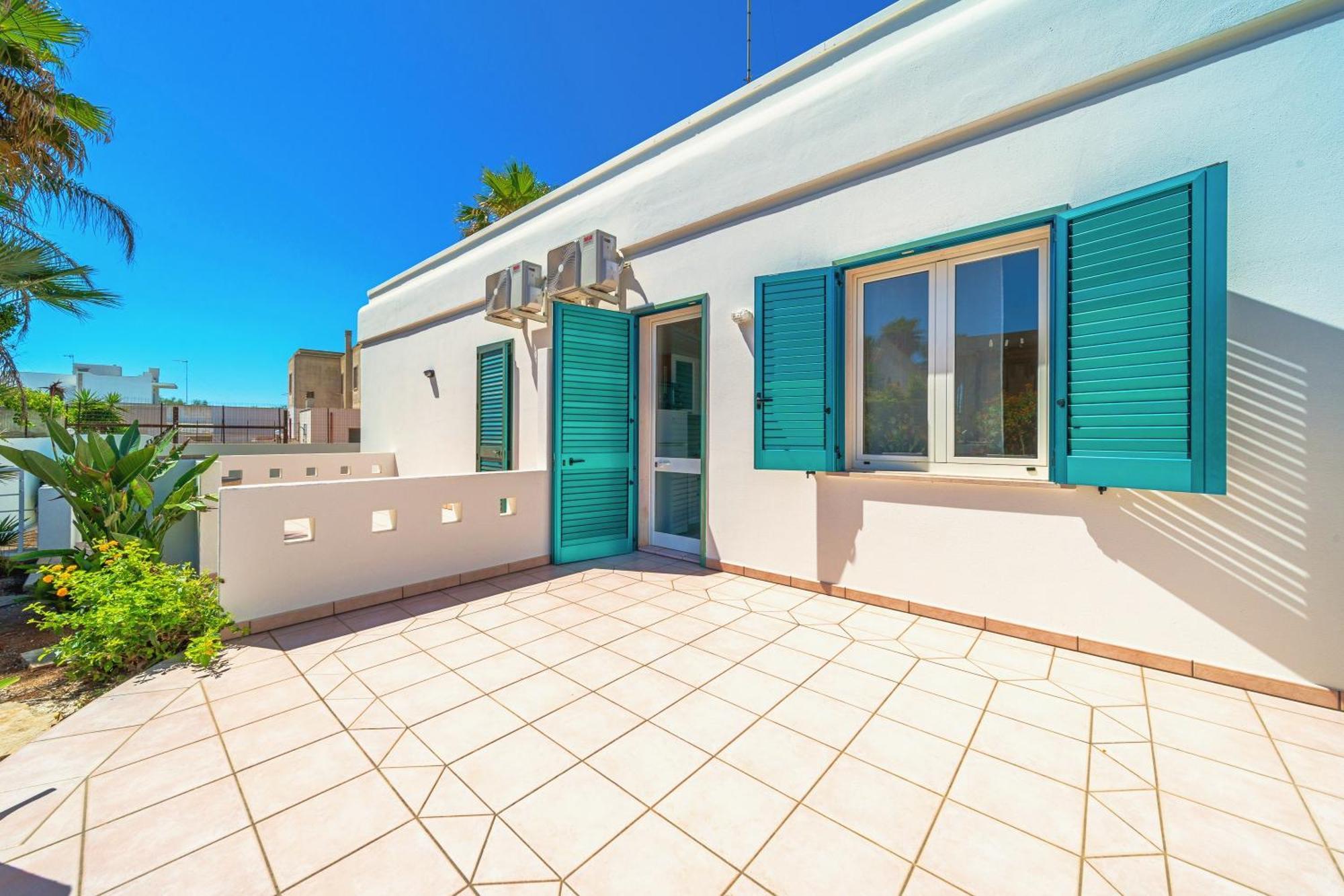 Residence Oasi Sul Mare Торре-Суда Екстер'єр фото