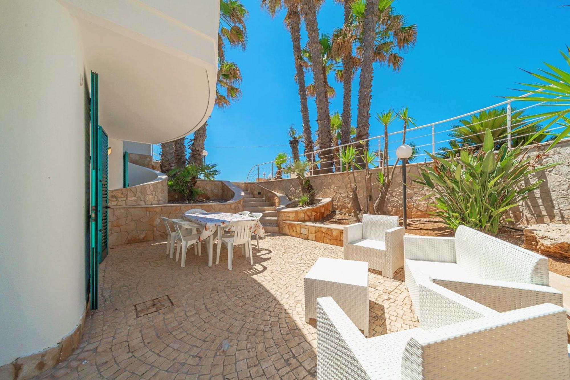 Residence Oasi Sul Mare Торре-Суда Екстер'єр фото
